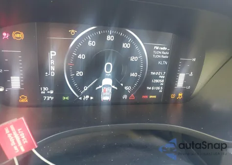 2018 Volvo Xc60 T6 Momentum from USA, damaged, VIN YV4A22RK4J1014507